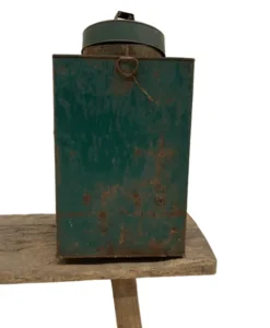 Decoratieve lantaren (oud Indonesisch blik)