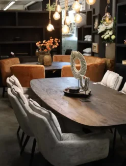 Deens Ovale Eettafel – Walnoot bruine Kleur – Mango Hout