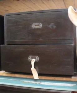 Donker nachtkastje cube