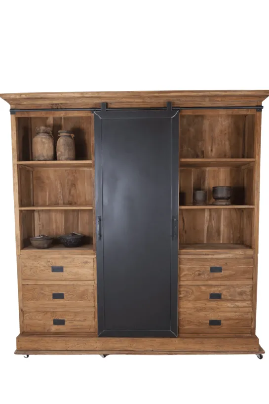 Grote stoere teak houten vitrine kast met metalen schuifdeur 220cm