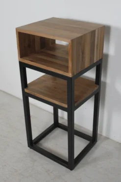 Hifi Kastje teak met metaal