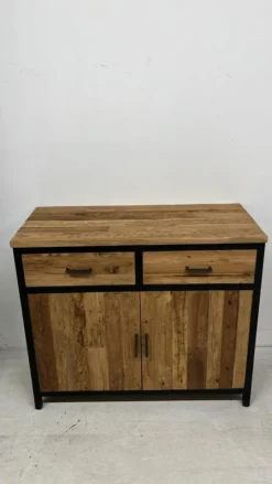 Industrieel klein dressoir