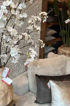 Mooie flessen vaas teak hout