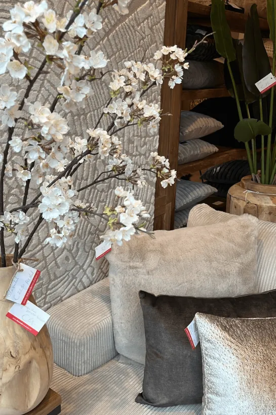 Mooie flessen vaas teak hout