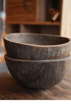 Oude houten schaal bruin