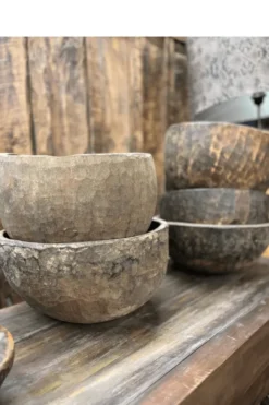 Oude houten schaal bruin