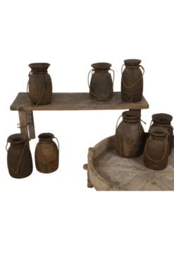 Oude Nepalese houten potten decoratief landelijk