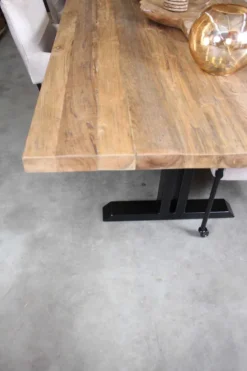 Oude teak eettafel
