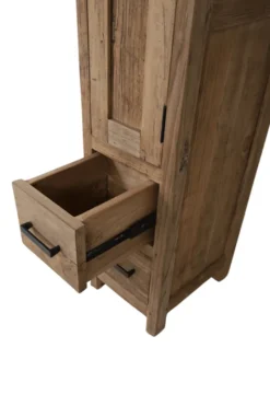 Smalle hoge badkamer kast