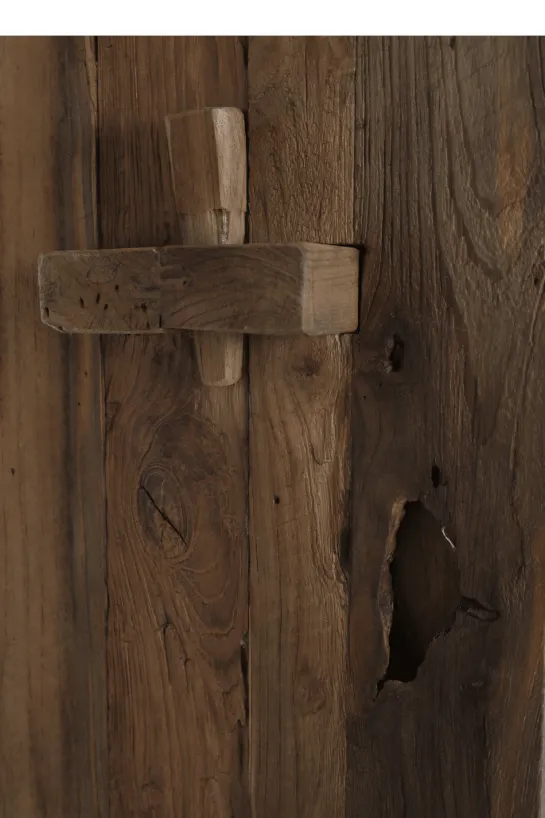 Stoer boekenrek oud hout