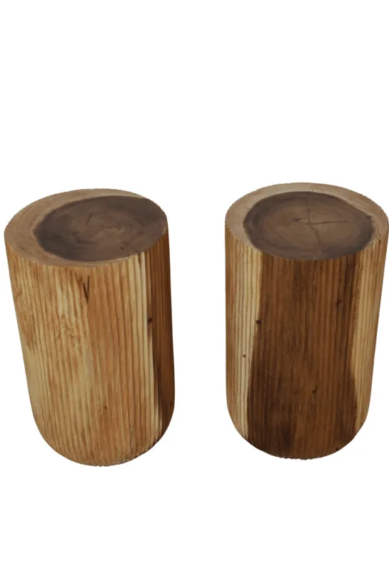 Suar houten rond ribbel krukje/ bijzettafeltje