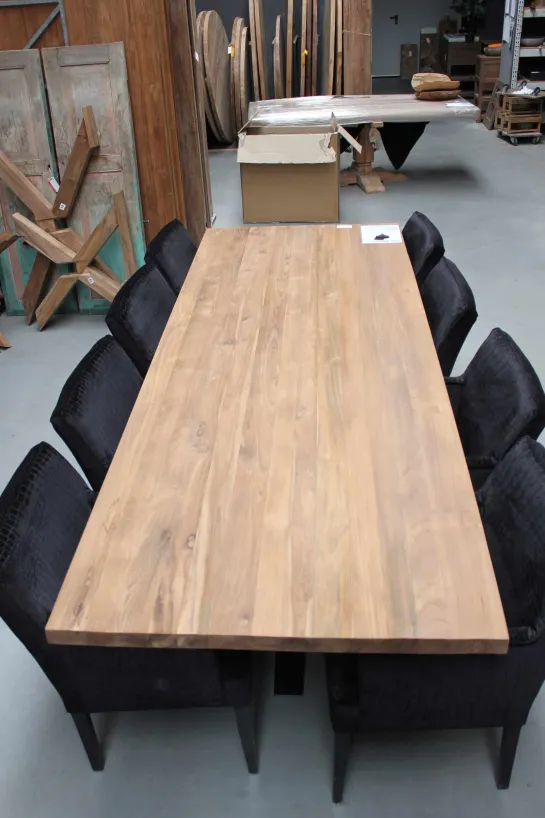 Teak houten eettafel 300 cm