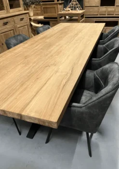 Teakhouten Eettafel met Zwarte Matrixpoot 280 cm