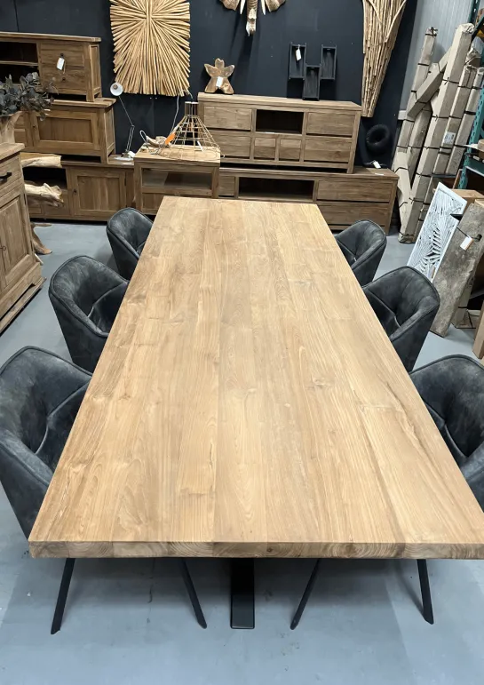 Teakhouten Eettafel met Zwarte Matrixpoot 280 cm
